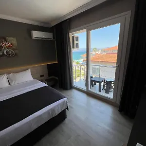Grand Faik 酒店 Çeşme